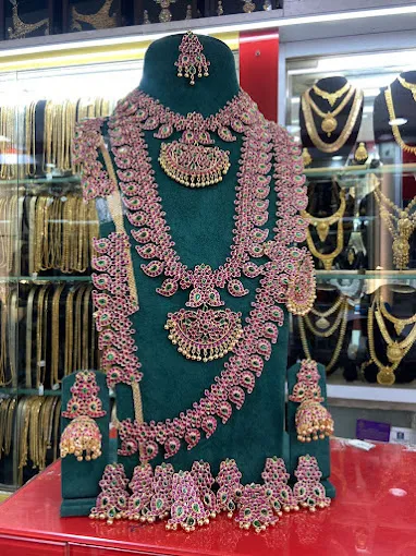 RIFFATH GOLD COVERING